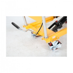 Lifting table with foot pump, capacity 300 kg