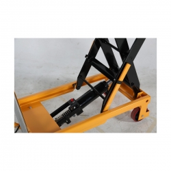 Pacelšanas galds ar kājas sūkni, celtspēja 500 kg