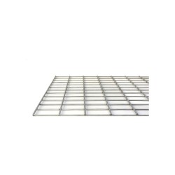 Outdoor wide-span shelf with lattice shelves