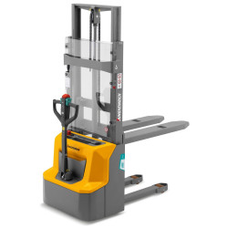 Jungheinrich AMC 12 elektriskais krautņotājs - divpakāpju teleskopiskais masts 3600 mm, litija jonu tehnoloģija