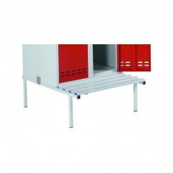 Bench to lockers, width 700 mm